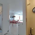 Apartmán 2 Bedroom Awesome In
