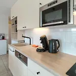Apartmán 2 Bedroom Awesome In