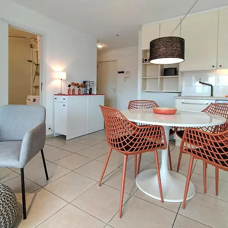 Stunning In With Kitchen * Bredene