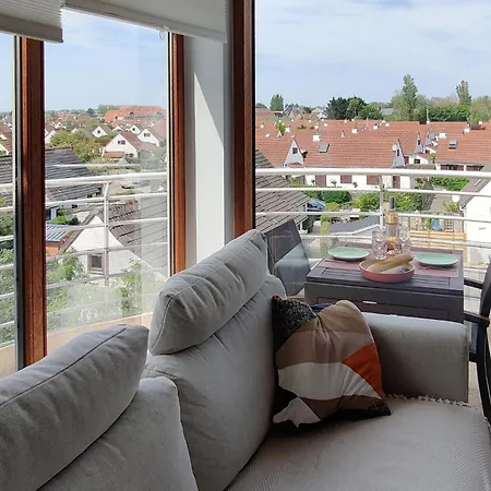 2 Bedroom Awesome In Apartamento *