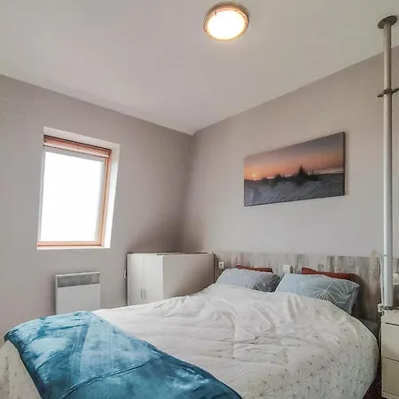 2 Bedroom Stunning In Apartment